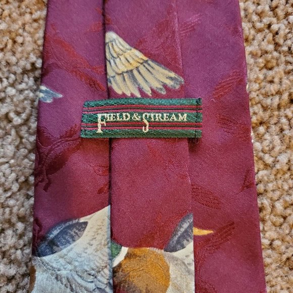 Field & Stream Red Duck Mens Tie Necktie Mallard Hunting - Picture 2 of 2